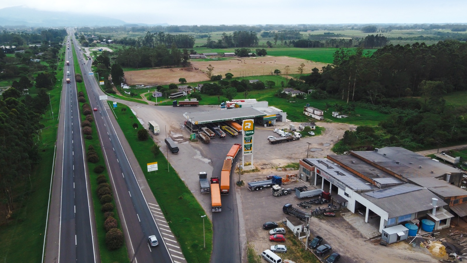 Equipe e operação Postos Rota na estrada